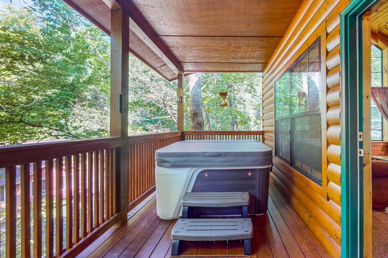 Cozy Cub Cabin Gatlinburg Extérieur photo